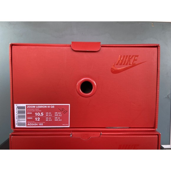 Nike LeBron 3 III QS "SVSM Home" 2019 Men's Size 10.5 AO2434-102 - Picture 12 of 12